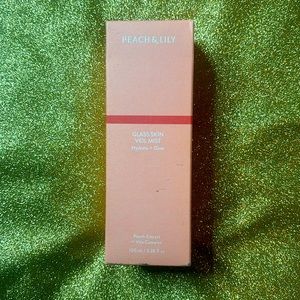 Peach & Lily Glass Skin Mist